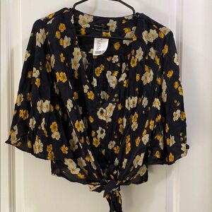 Urban Outfitters Black and Yellow V-Neck 3/4 Sleeve Tie Front Blouse